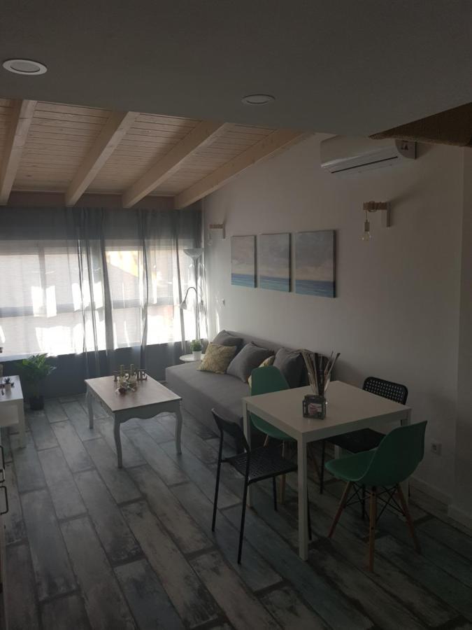 Apt 5 - Apartamento En La Playa De El Palo 马拉加 外观 照片