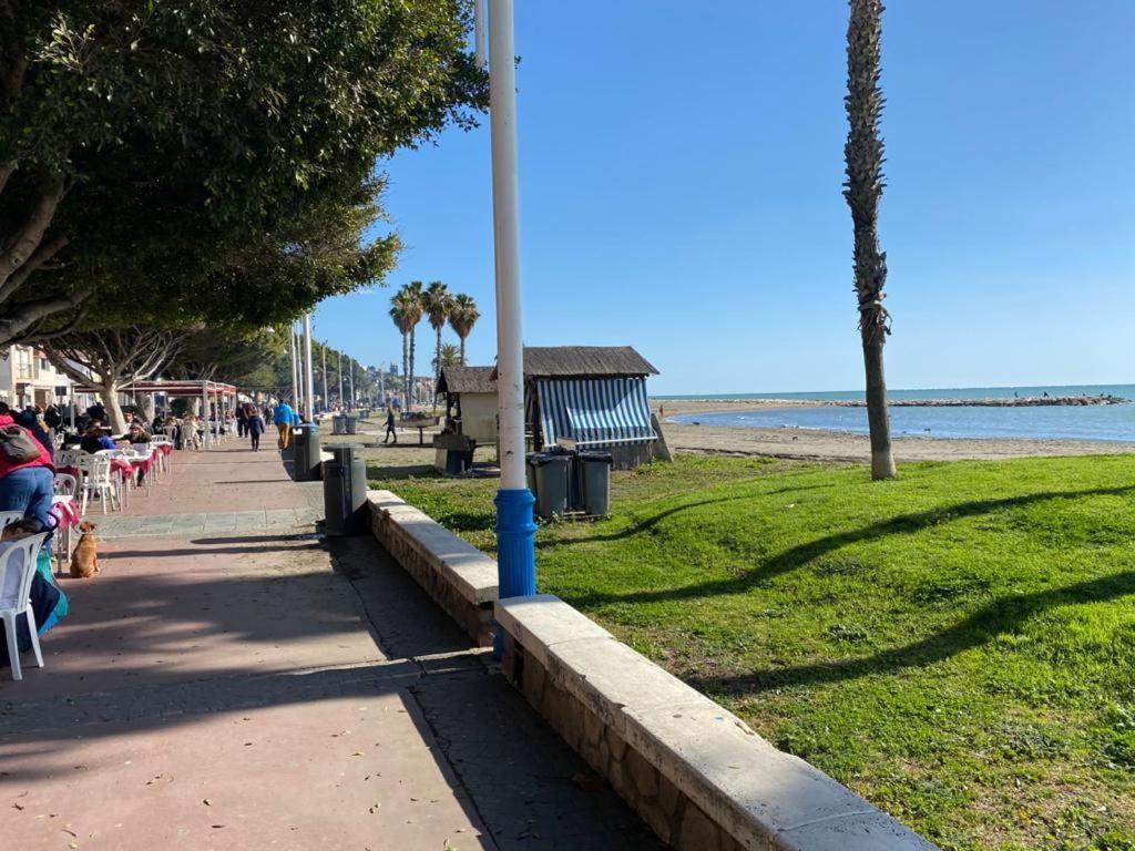 Apt 5 - Apartamento En La Playa De El Palo 马拉加 外观 照片