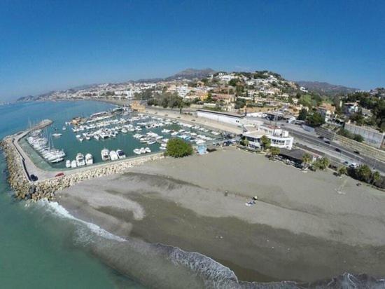 Apt 5 - Apartamento En La Playa De El Palo 马拉加 外观 照片